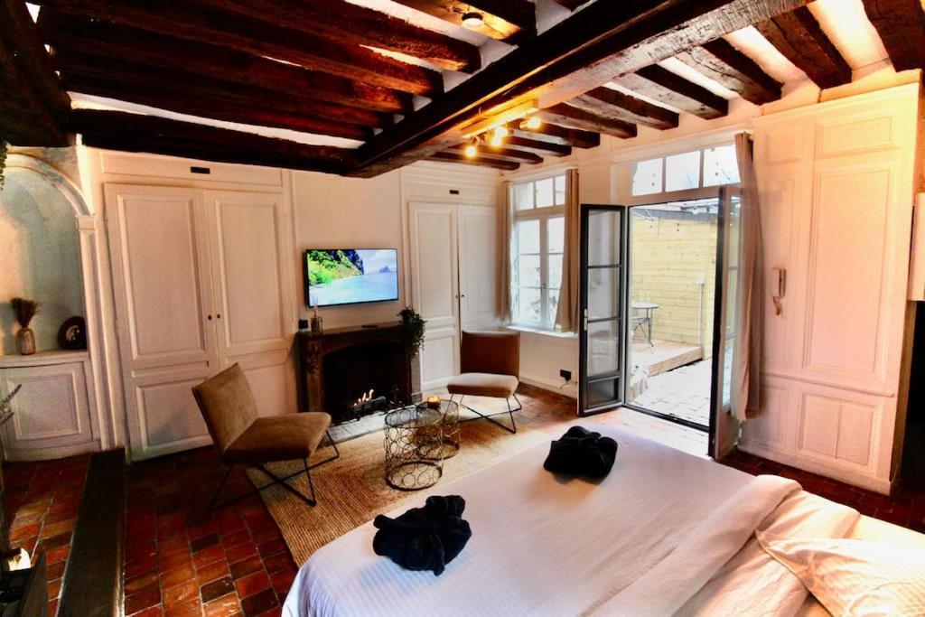 Le Spa Gustave - Sauna, Jacuzzi & Terrasse A Ruan Exterior foto