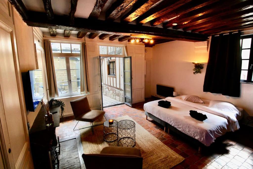 Le Spa Gustave - Sauna, Jacuzzi & Terrasse A Ruan Exterior foto